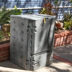 Juwel Bio600 Composter with Base