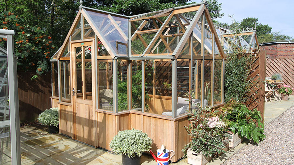 Alton Durham T-Shaped Half-Boarded Cedar Greenhouse