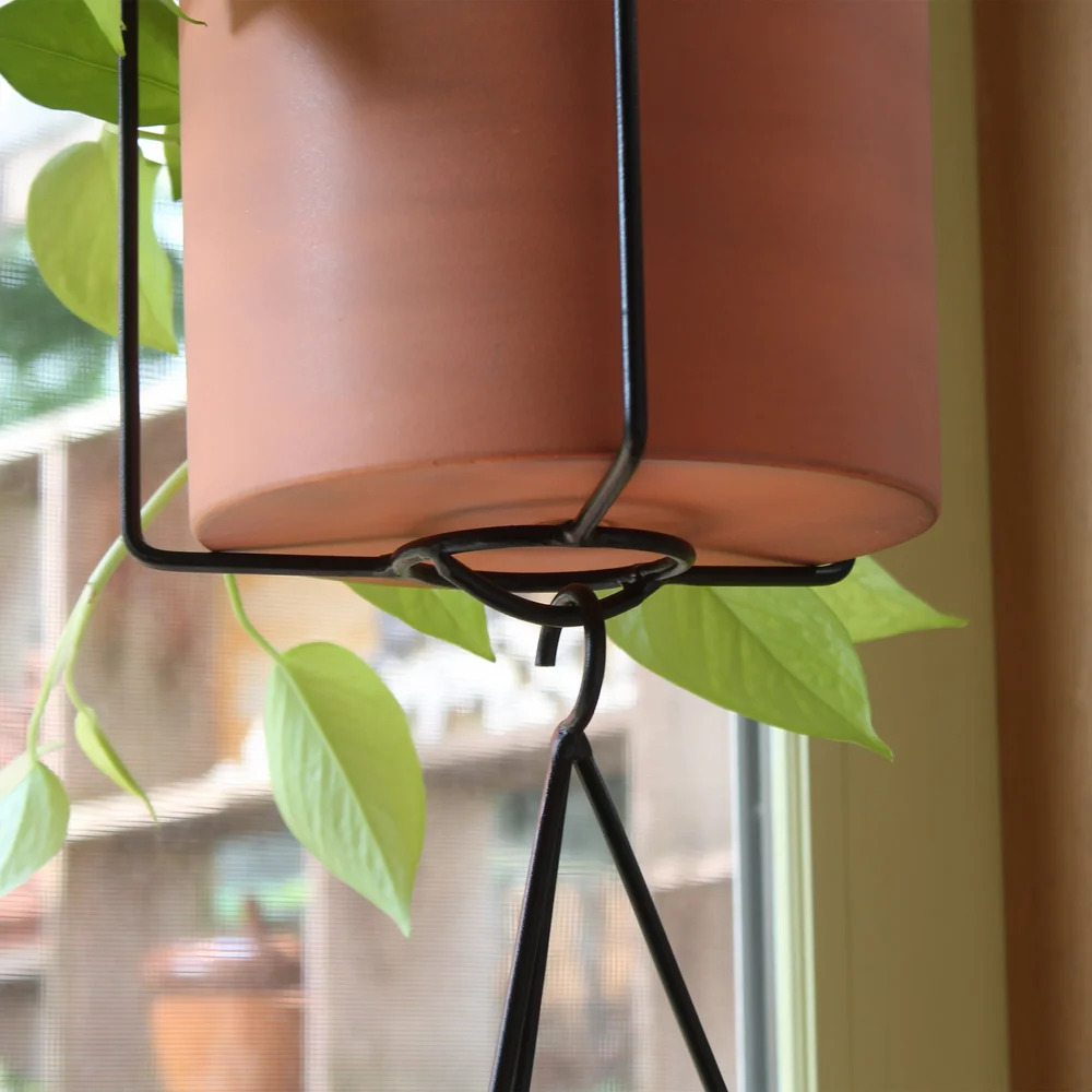 Achla 8 Inch Vera Hanging Planter