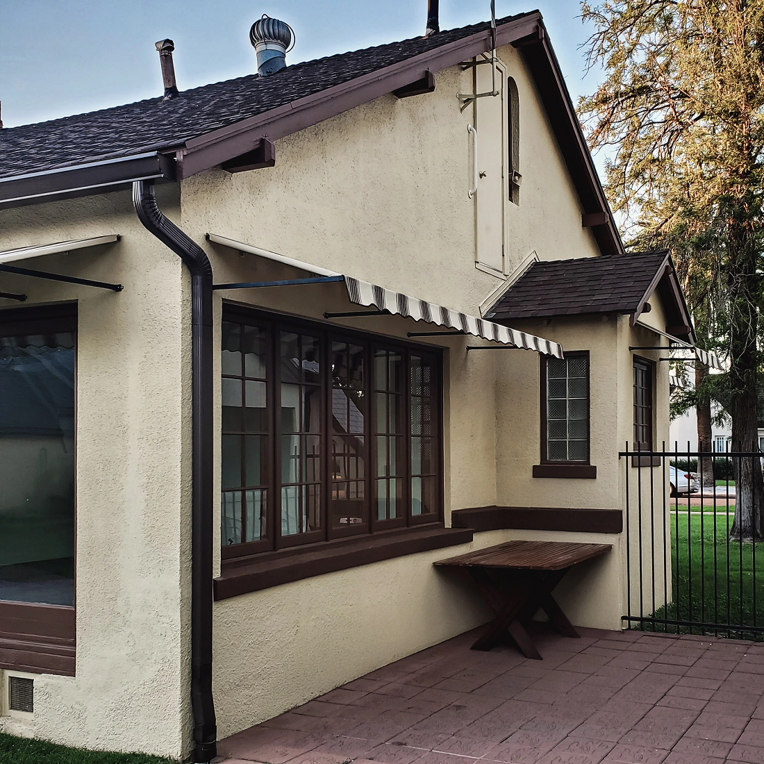 Awntech 3 Foot Dallas Retro Straight Slope Fixed Awning - 24 Inches High x 36 Inch Projection
