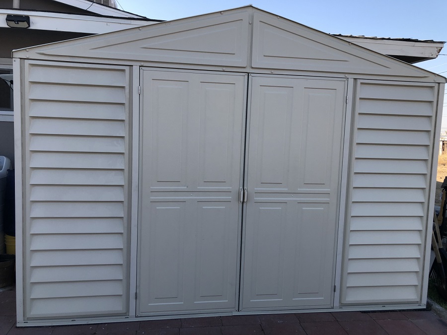 DuraMax 10 x 5 Foot WoodBridge Vinyl Storage Shed with Steel Foundation Frame