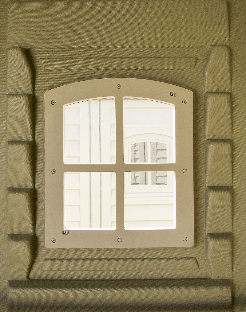 DuraMax WoodBridge Plus 10.5 x 8 Vinyl Storage Shed with Foundation