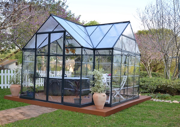 Palram - Canopia Chalet Greenhouse  - 702422
