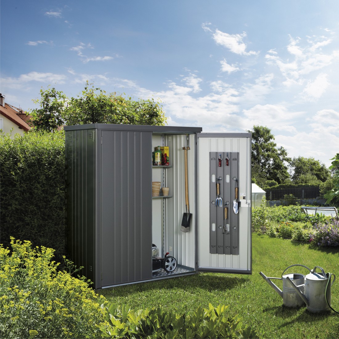 Biohort 5 x 3 Foot Dark Grey Polyamide Enamel-Coated Galvanized Steel Equipment Locker - 150 Gallons