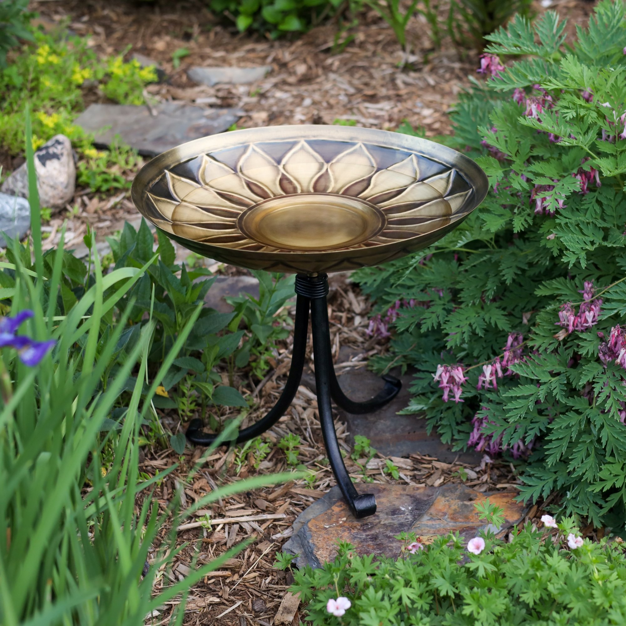 Achla 16 Inch African Daisy Birdbath with Tripod Stand