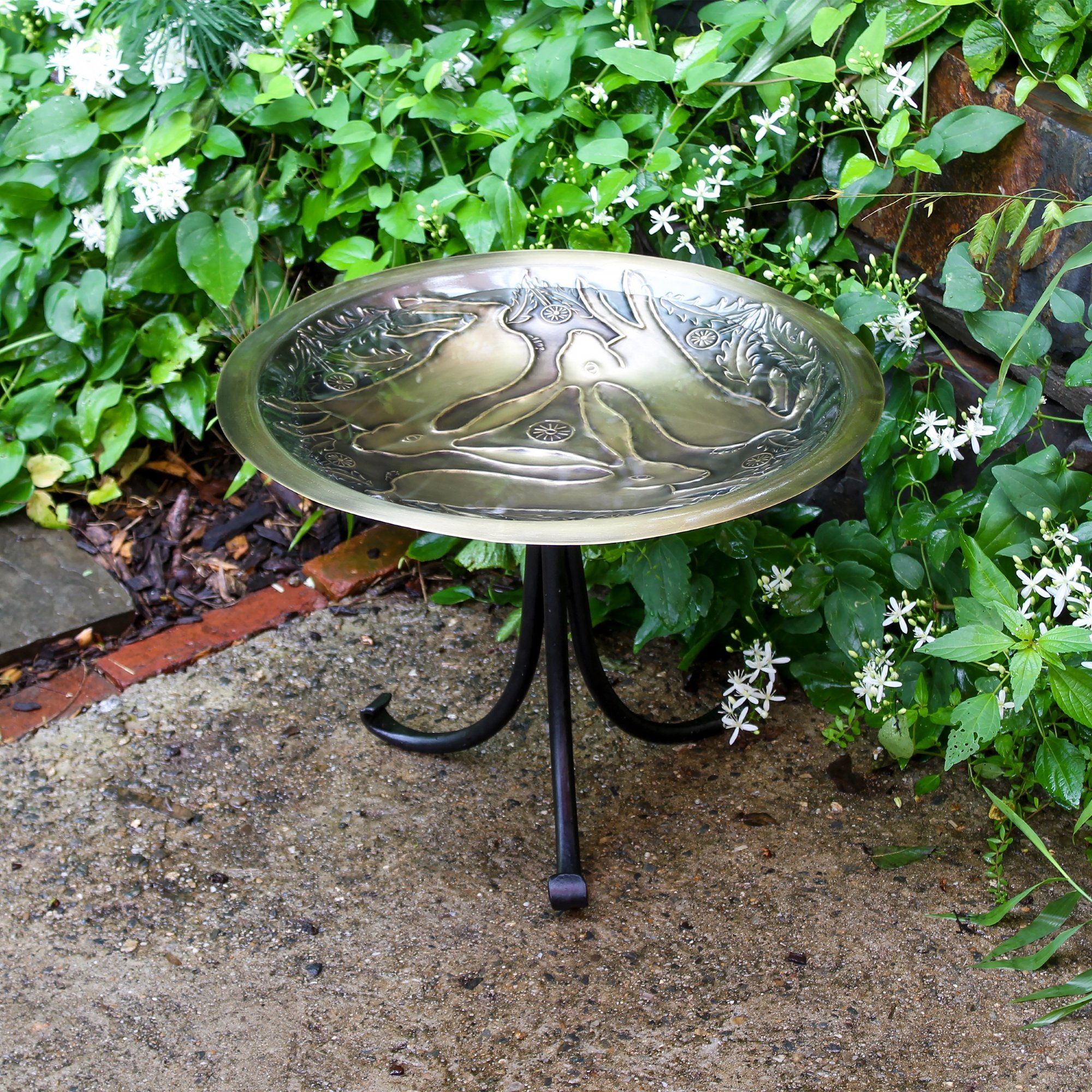Achla 18 Inch Three Hares Birdbath with Tripod Stand