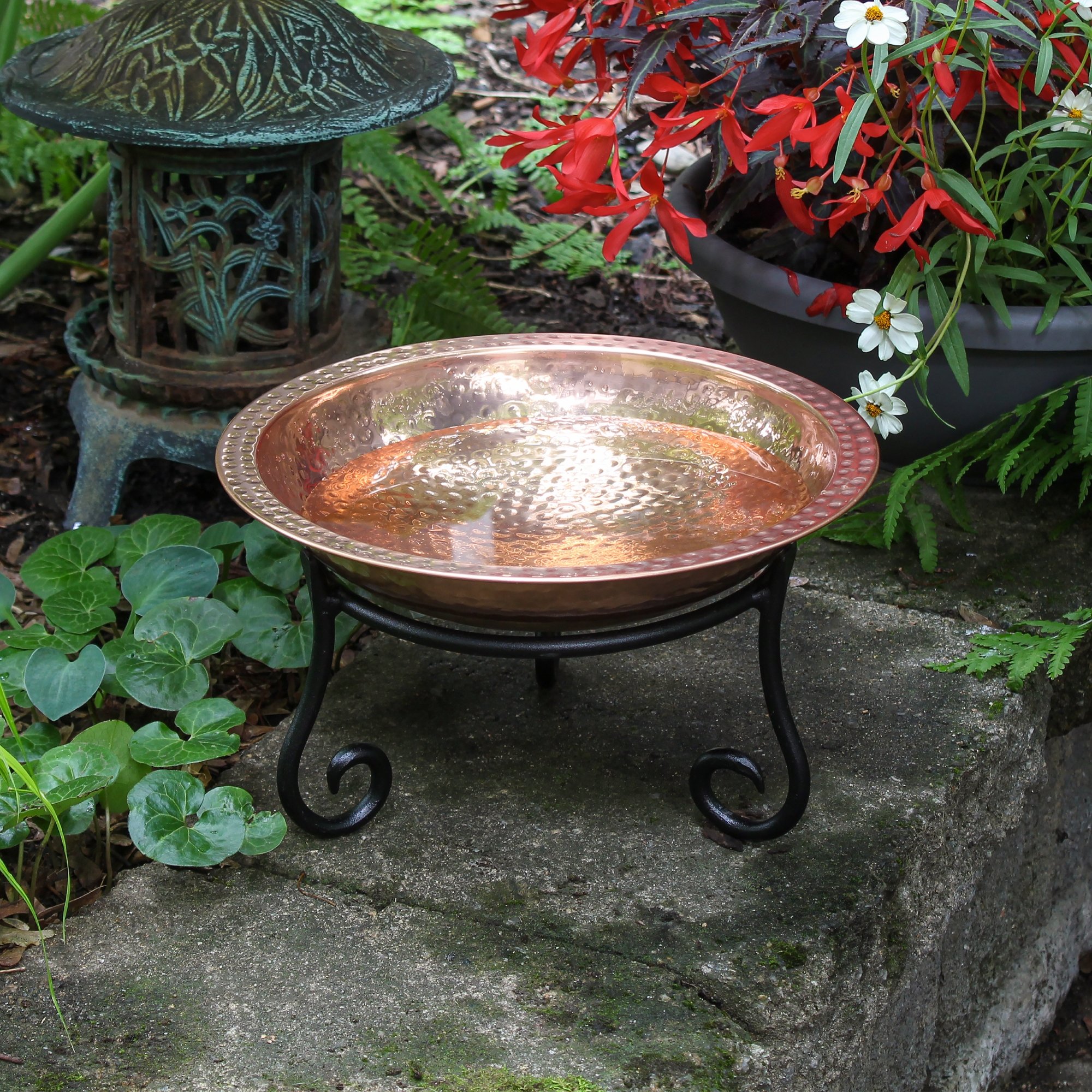 Achla 12 Inch Hammered Copper Birdbath with Short Stand