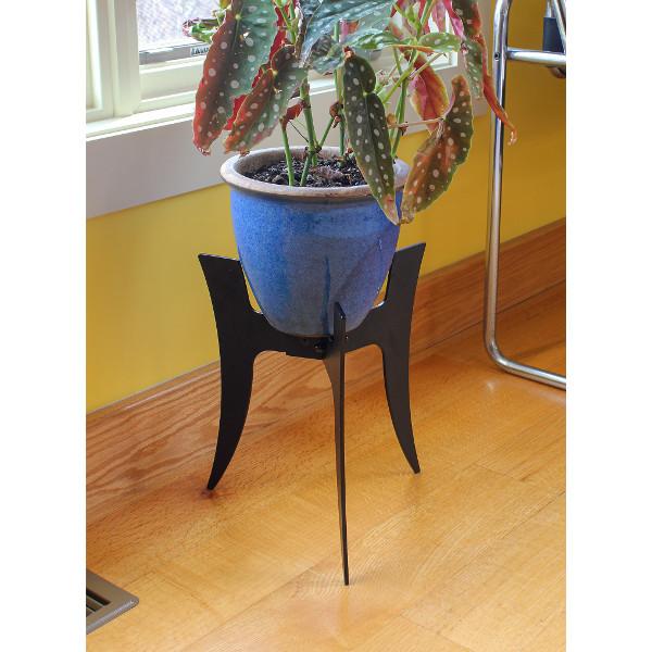 Achla 14 Inch Ibex II Plant Stand