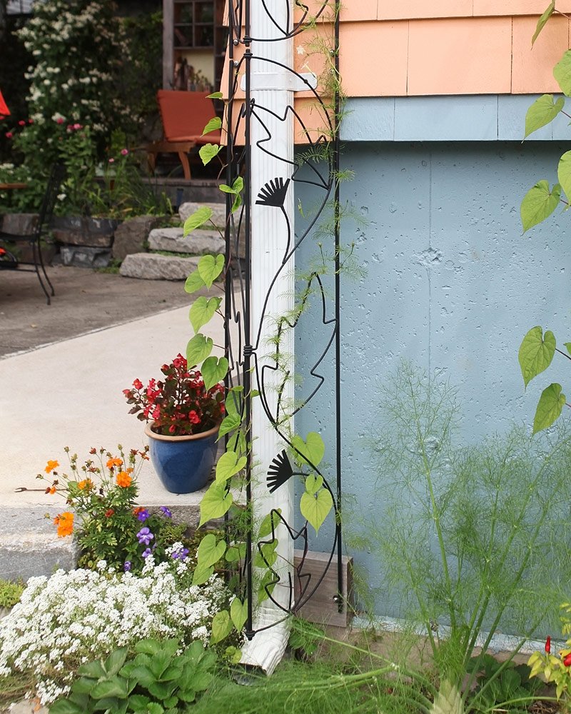 Achla 46 Inch Folding Downspout Trellis