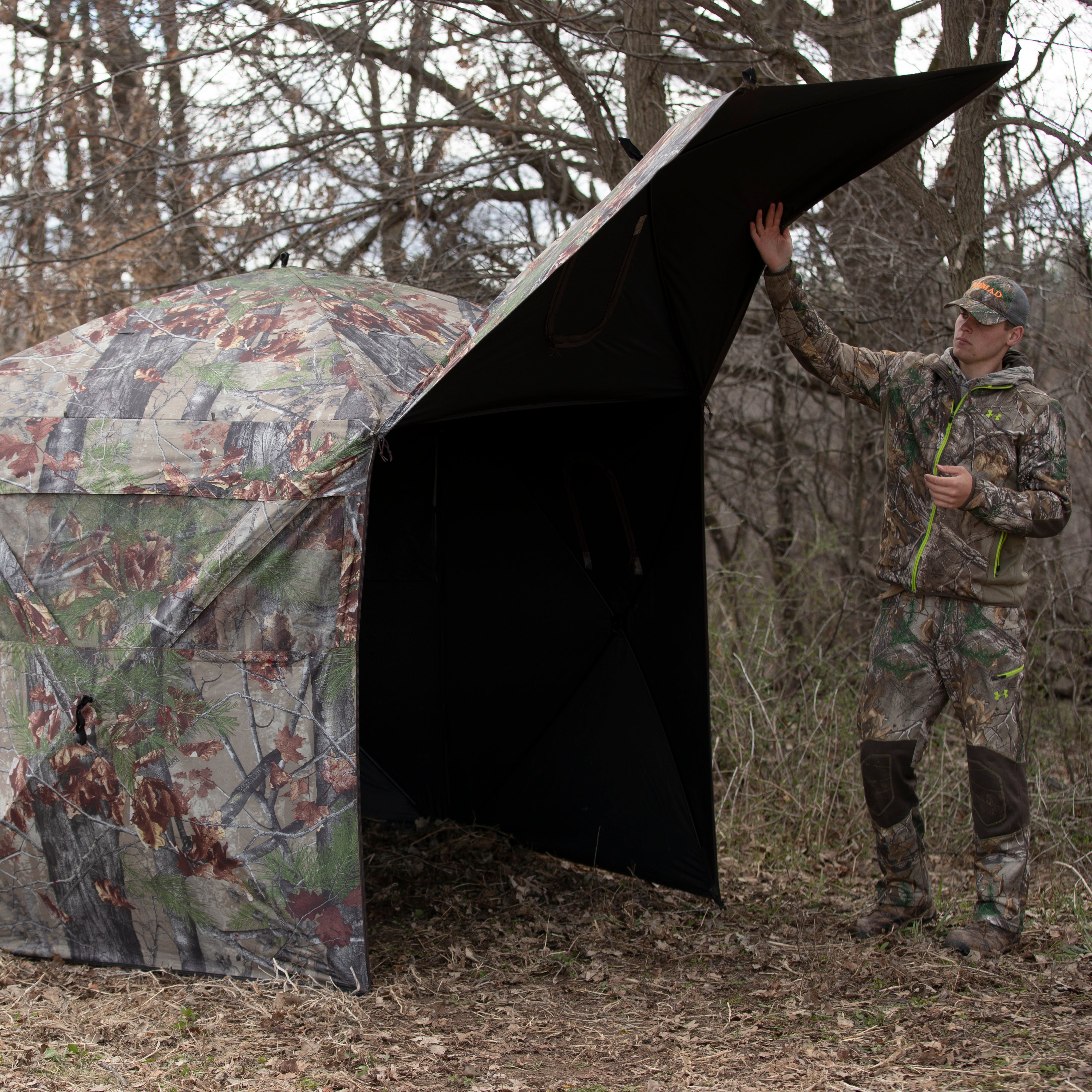 Barronett Blinds 83 x 88 Inch 5-Sided Feather Blind