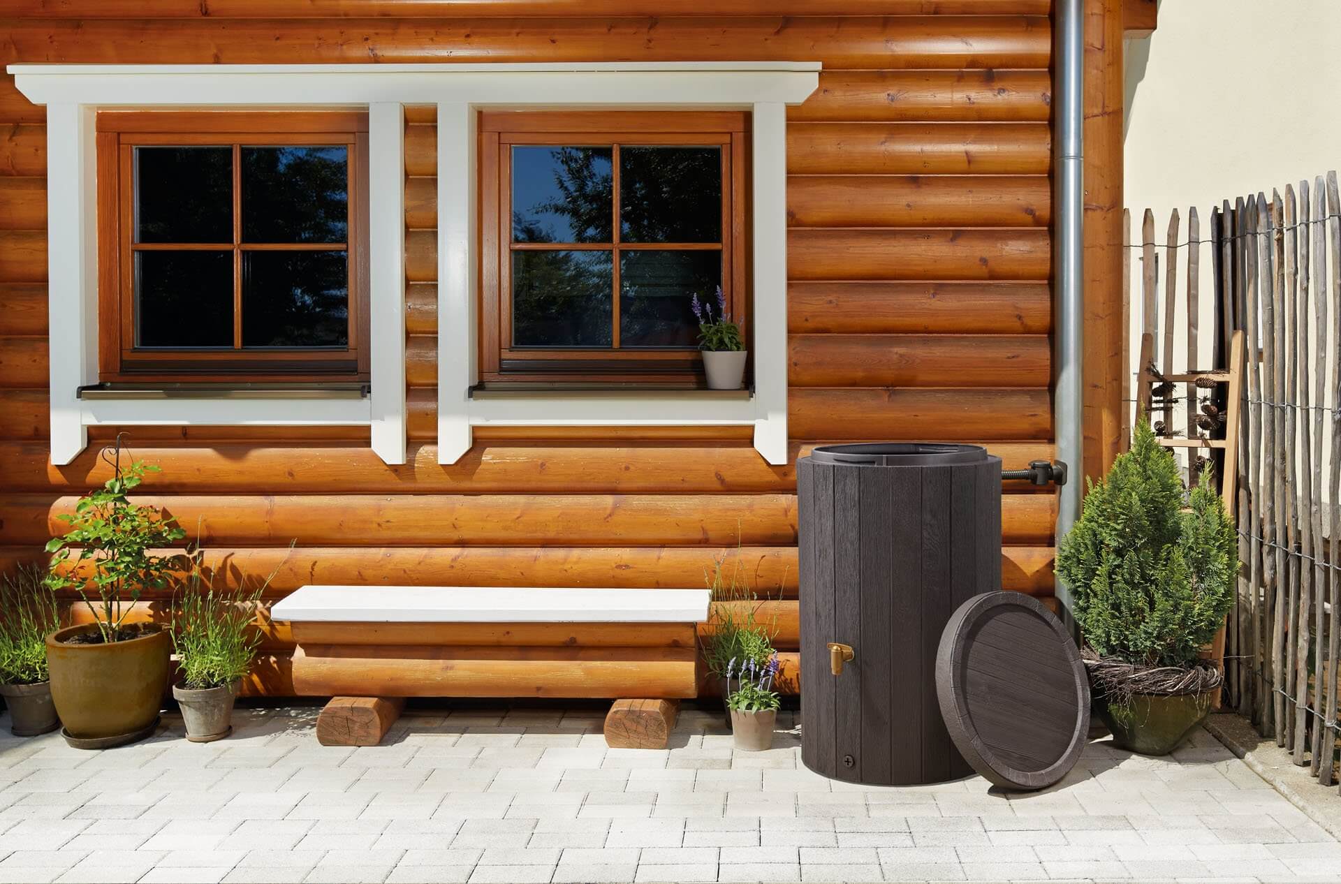Graf 58 Gallon Madera Rain Barrel