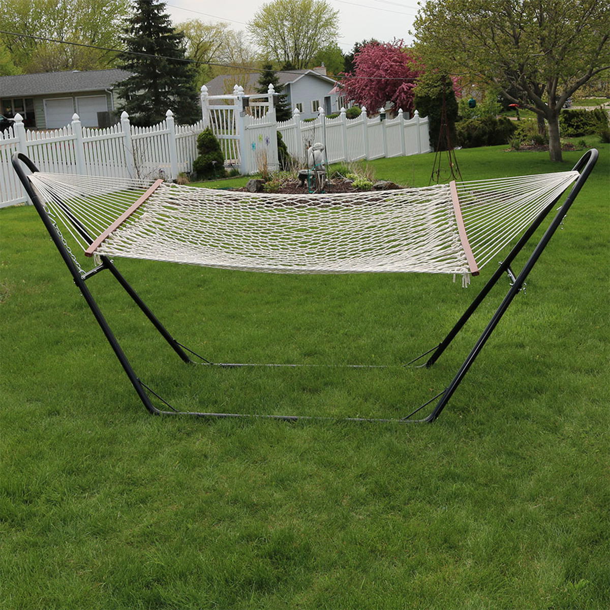 Sunnydaze Two-Person Rope Hammock with Universal Steel Stand